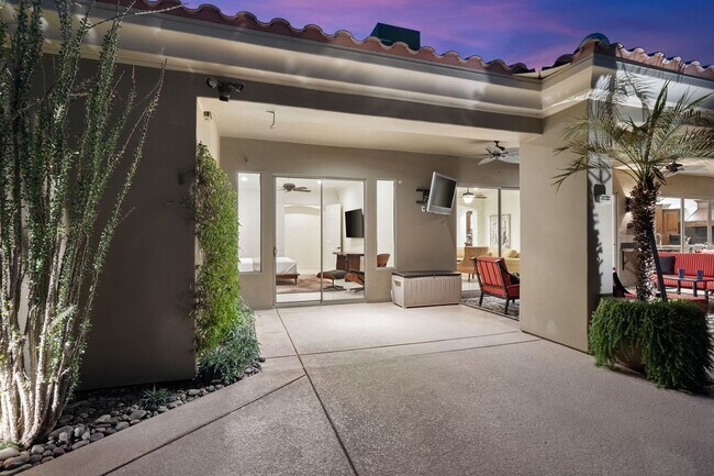 Building Photo - Villa Marbella Getaway w/ Pool & Spa