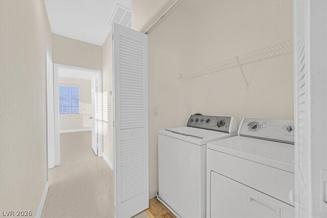 Building Photo - 6255 W Arby Ave