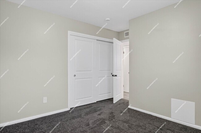 Building Photo - 28555 Stuart Ave