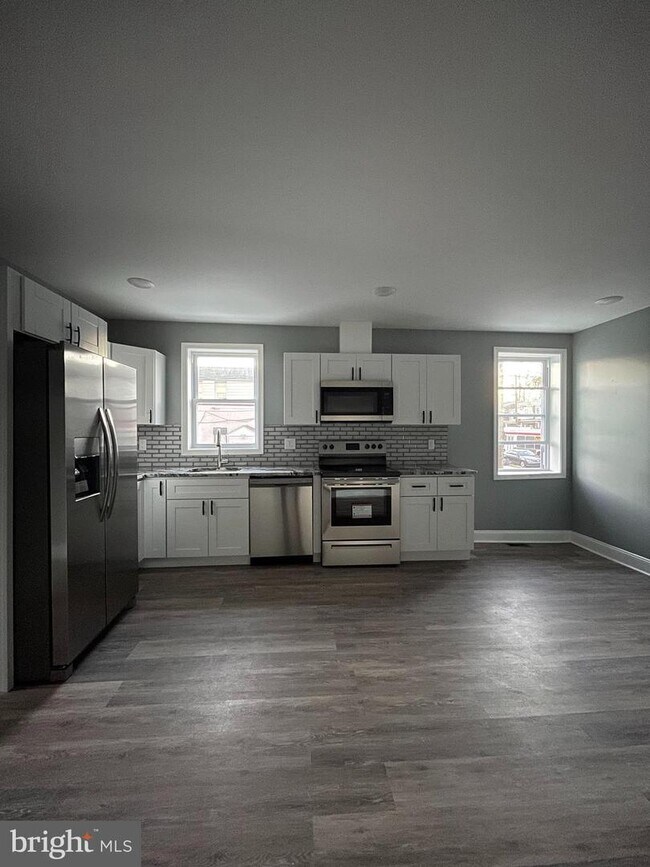 Building Photo - 6601 Torresdale Ave