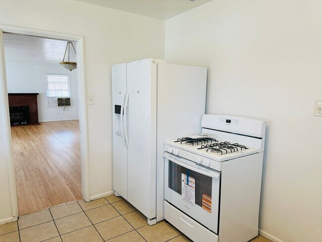Building Photo - Single-Story Home on a Large Lot in Redlands