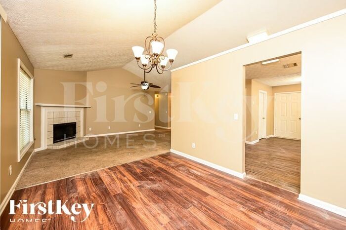 Building Photo - 265 Princeton Way