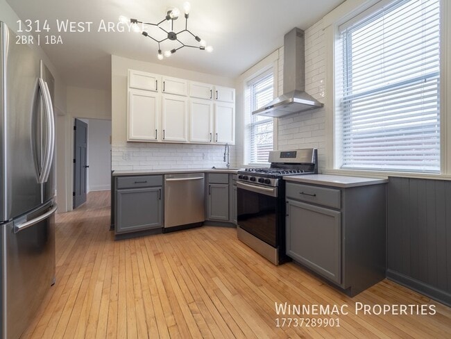 Building Photo - 1314 West Argyle-1