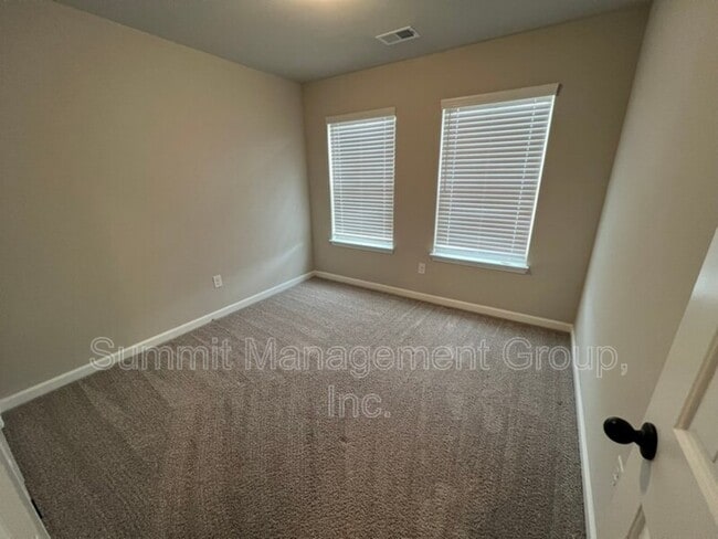 Building Photo - 130 Skipjack Ct