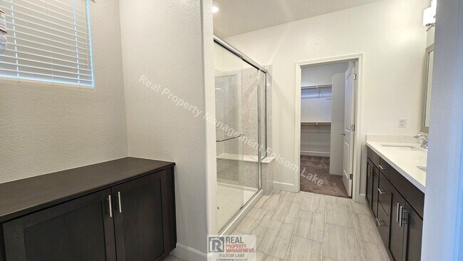 Building Photo - 4414 French Dr