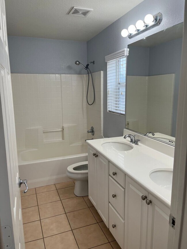 Building Photo - Beautiful Corner lot home in gated community.