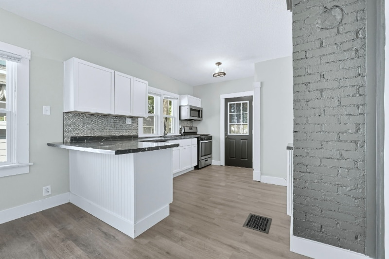 Building Photo - 4321 Tacoma Ave