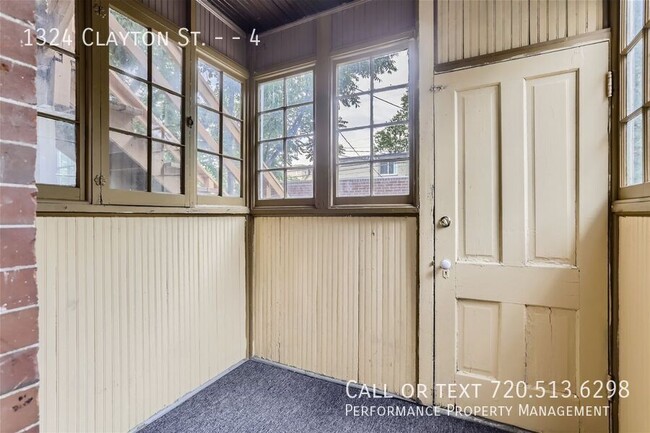 Building Photo - Spacious & Versatile Living in Congress Park