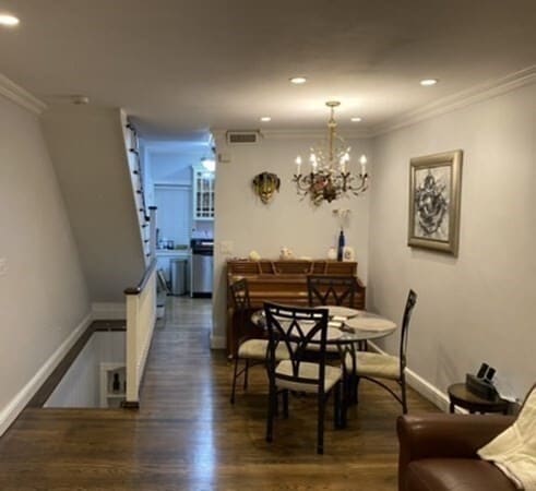 Building Photo - 14 S Russell St