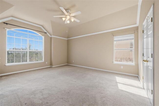Building Photo - 6600 Convict Hill Rd