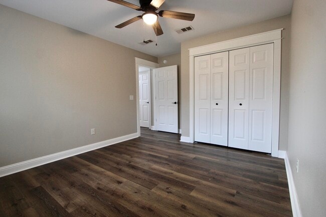 Building Photo - 4052 Randi Rd