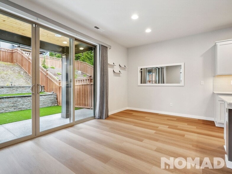 Building Photo - 12920 193rd Ave E