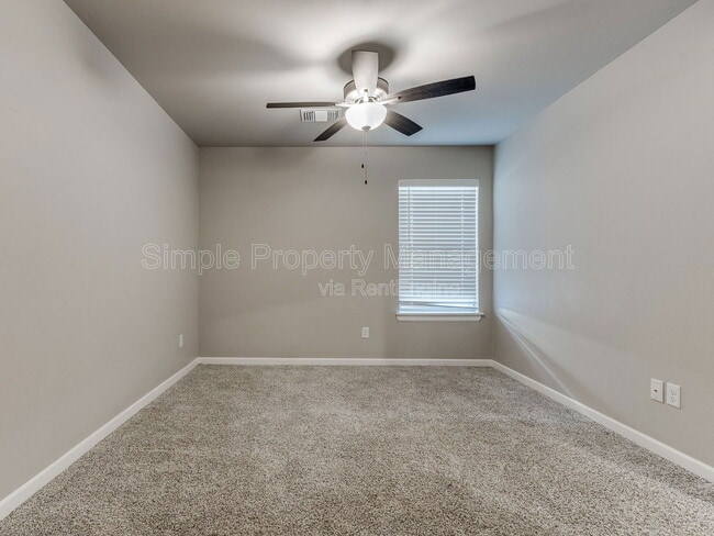 Building Photo - 4013 Palmetto Trail