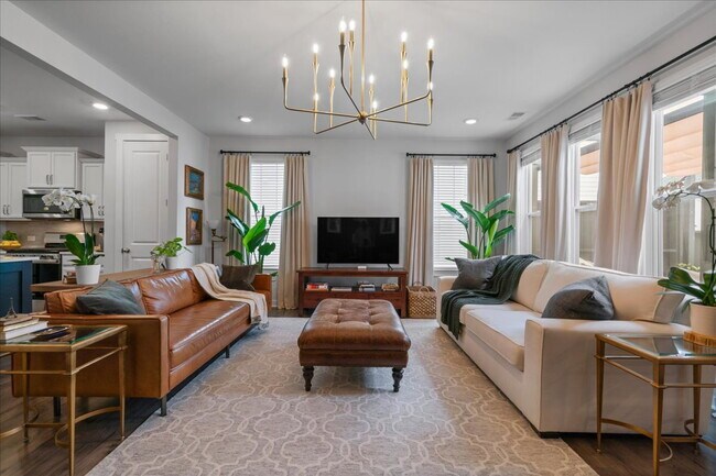 Building Photo - 1011 Swamp Harrier Ave