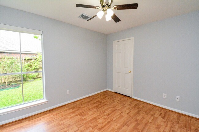 Building Photo - 1638 Almond Brook Ln