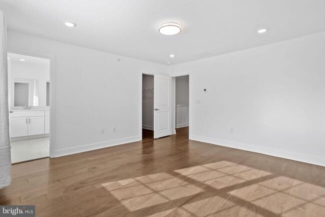 Building Photo - 137 ADA Hightower Ave