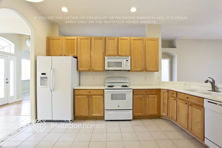 Building Photo - 2822 Buckhorn Preserve Blvd