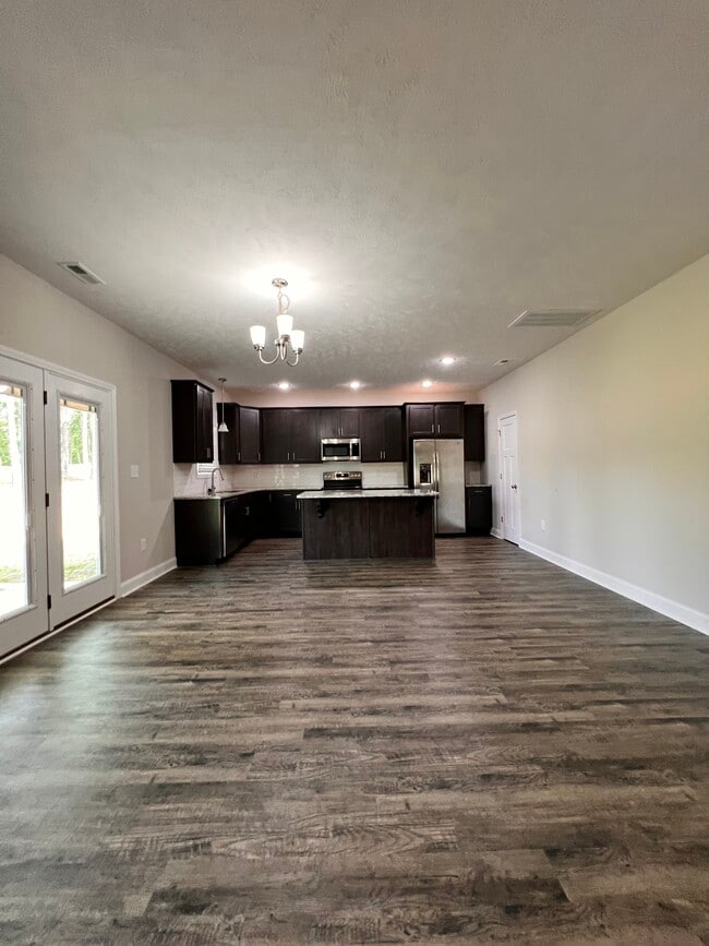 Building Photo - 1618 Strickland Bridge Rd