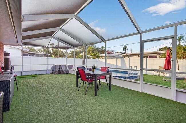 Building Photo - 11761 80th Ave