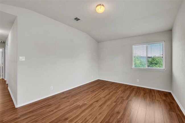 Building Photo - 8609 Rock Pigeon Dr