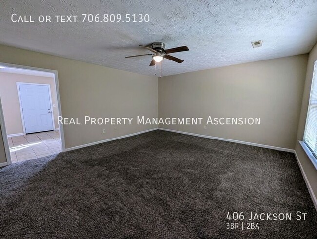 Building Photo - 406 Jackson St