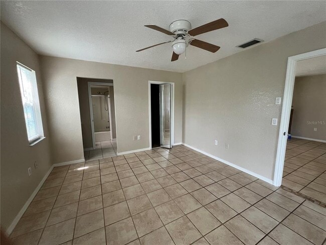Building Photo - 1138 Bounds St