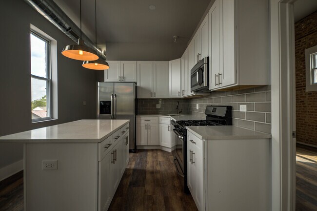 1756 West 21st Place Kitchen Photo - 1758 W. 21st Pl. / 2115 S. Wood St.