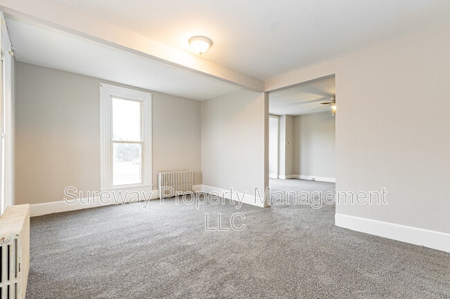 Building Photo - 238 N Main St