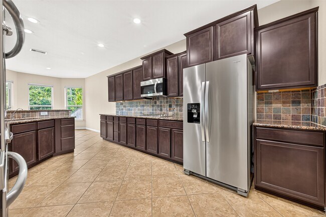 Building Photo - 51 S Greenprint Cir
