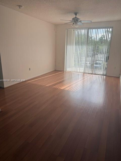 Building Photo - 8070 N Nob Hill Rd