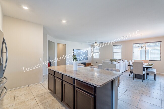 Building Photo - 9578 S Trapper Ridge Dr
