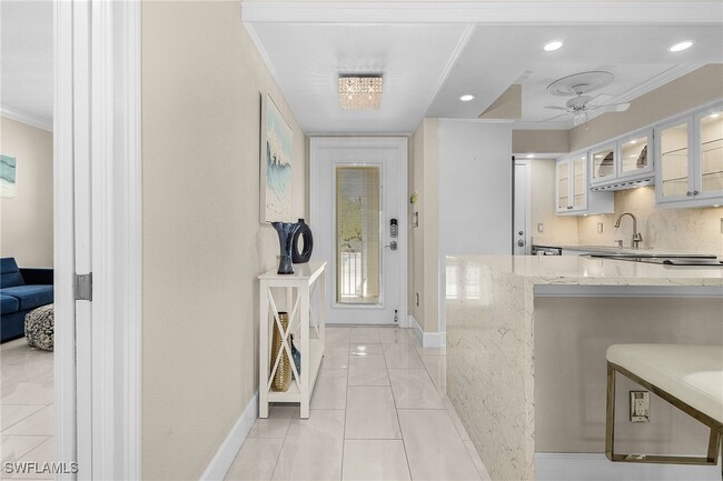 Building Photo - 234 Banyan Blvd