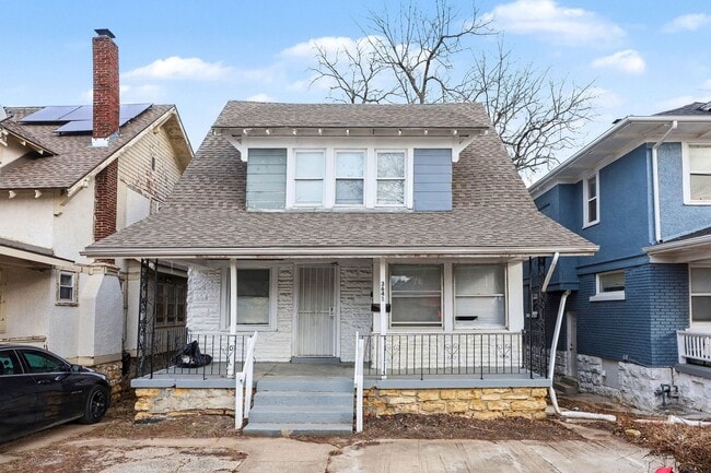 Building Photo - Beautiful 2 Bedroom 1 Bathroom house in Kansas City!