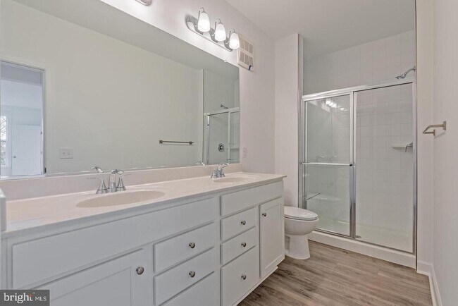 Building Photo - 14320 Yesler Ave