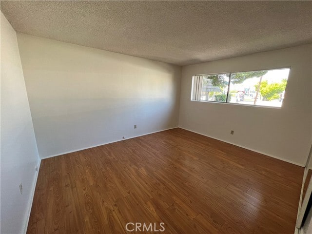 Building Photo - 387 N Mentor Ave