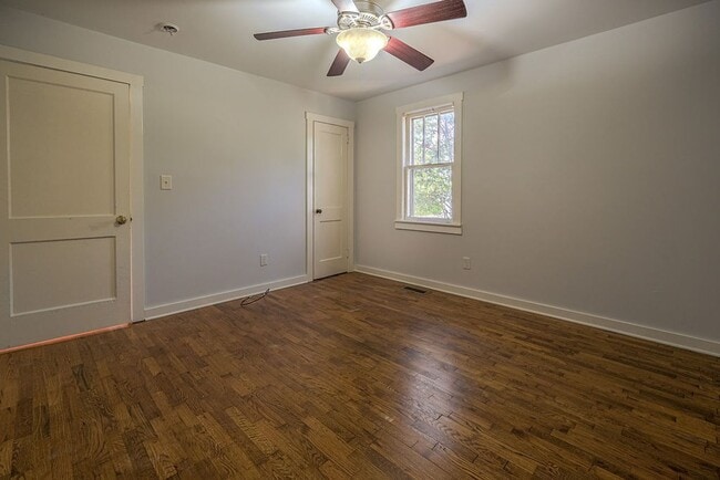 Building Photo - 134 Westover Dr