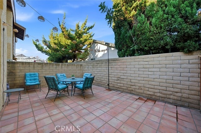 Building Photo - 2876 Fulton Rd