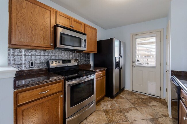 Building Photo - 12808 Chime Dr