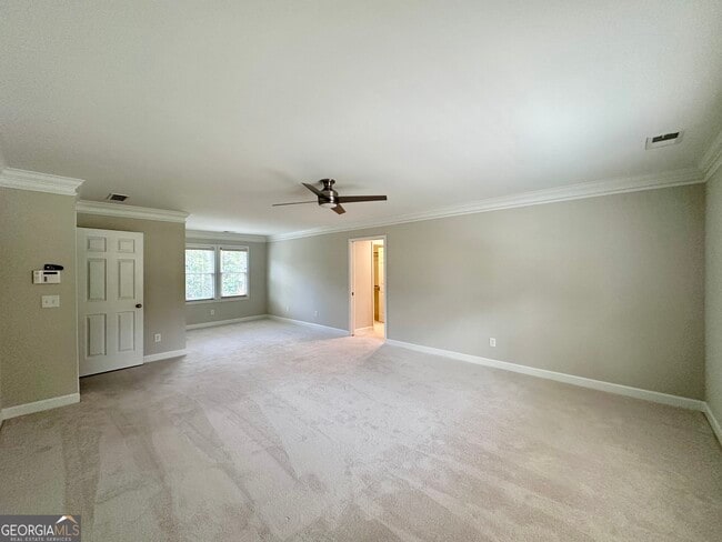 Building Photo - 3363 Somerset Trace