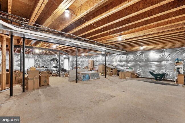 Building Photo - 20589 Myers Pl