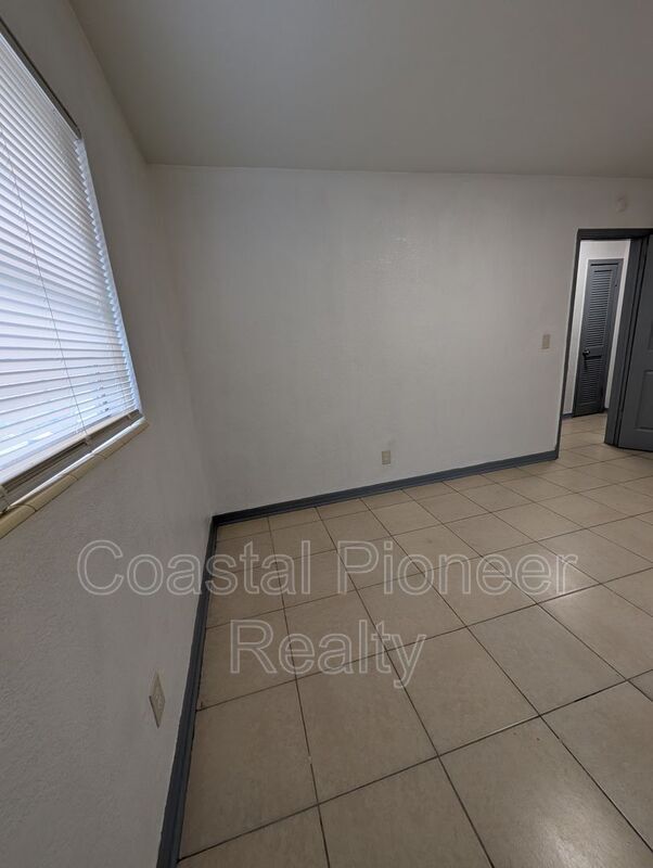 Building Photo - 3721 N Whittier St