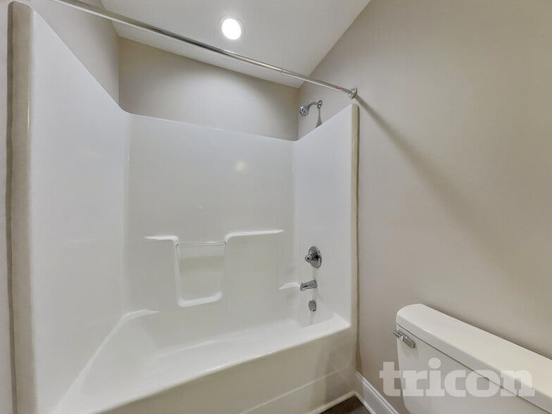 Building Photo - 74 Hunter Fox Trail