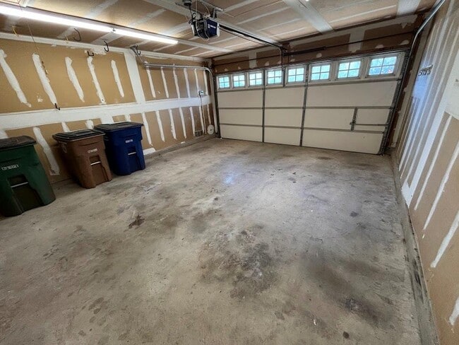 Building Photo - 7408 Pusch Ridge Loop