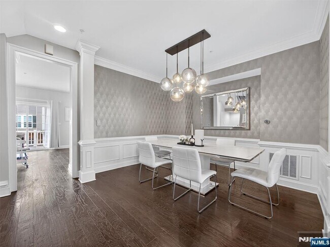 Building Photo - 4 Wesmont Drive