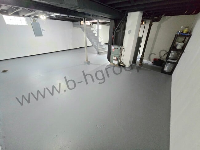 Building Photo - Newly Updated!