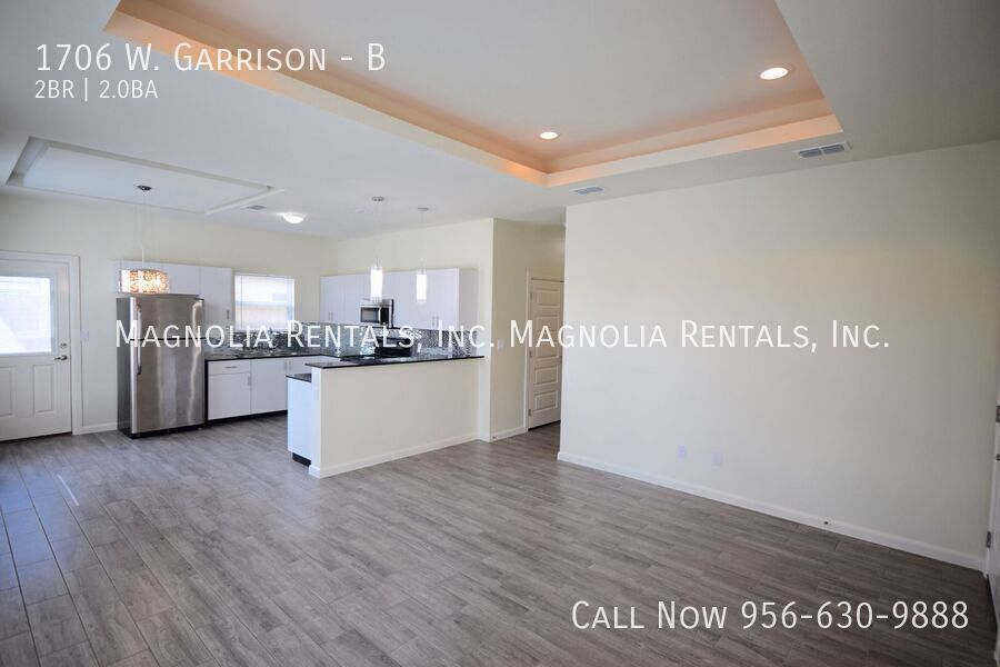 Building Photo - 1706 W. Garrison-B