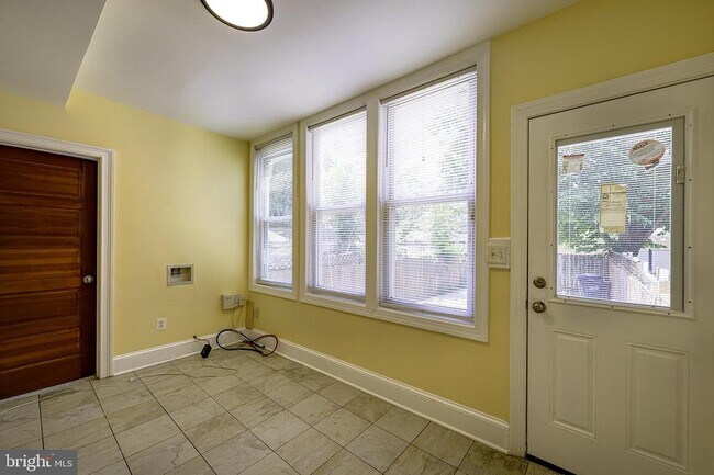 Building Photo - 5518 13th St NW