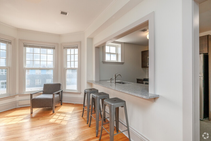 Primary Photo - Uncommon Apartments