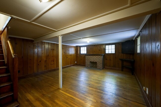 Building Photo - Charming & Spacious Colonial in N Cleveland Park w/Park-Like Rear Garden & Detached Garage