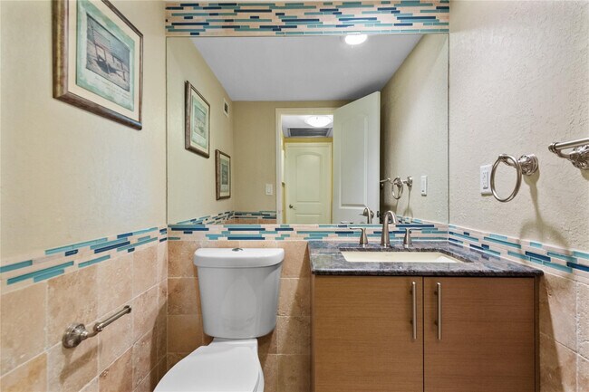 Building Photo - 4250 Galt Ocean Dr